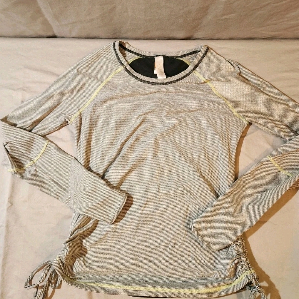 Lucy Heather Gray Long Sleeve Women's Top